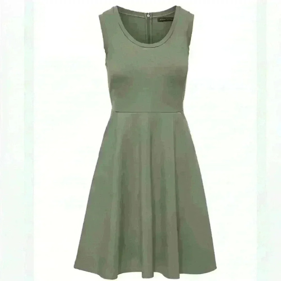 NWOT Banana Republic fit and flare dress - Picture 1 of 7